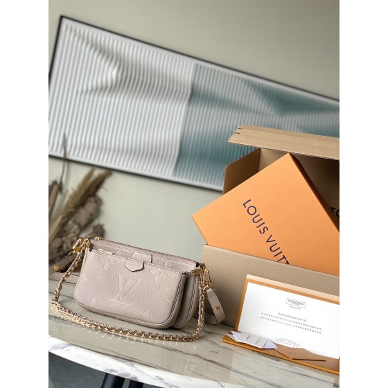 𝐋𝐎𝐔𝐈𝐒𝐕𝐔𝐈𝐓𝐓𝐎𝐍 Duty free version M80399