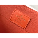 𝐋𝐎𝐔𝐈𝐒𝐕𝐔𝐈𝐓𝐓𝐎𝐍 Hide&Seek handbag M22723