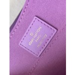 𝐋𝐎𝐔𝐈𝐒𝐕𝐔𝐈𝐓𝐓𝐎𝐍 Hide&Seek handbag M22721