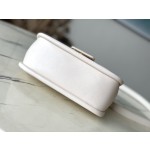 𝐋𝐎𝐔𝐈𝐒𝐕𝐔𝐈𝐓𝐓𝐎𝐍 Hide&Seek handbag M22720