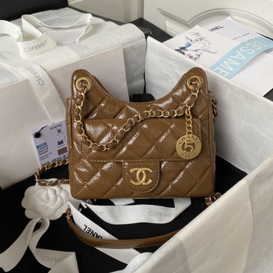 CHANEL saddle bag model number AS3867
