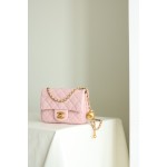 𝐂𝐇𝐀𝐍𝐄𝐋 Little Golden Ball Cf Fat Fang