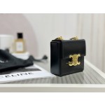 CELINE Mini 𝑩𝒐𝒙𝒕𝒓𝒊𝒐𝒎𝒑𝒉𝒆 Model: 113253