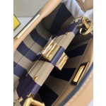 FENDI PEEKABO Art. No.: 017