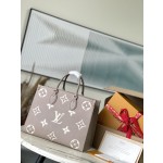 𝐋𝐎𝐔𝐈𝐒𝐕𝐔𝐈𝐓𝐓𝐎𝐍 Duty free version M45494