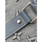 𝐋𝐎𝐔𝐈𝐒𝐕𝐔𝐈𝐓𝐓𝐎𝐍 Duty free version M22532