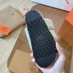 Hermes' Second Uncle Mao Tuo