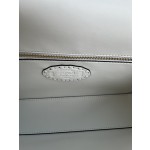 FENDI Baguette series lychee pattern model number: 600