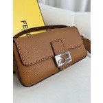 FENDI Baguette series lychee pattern model number: 600