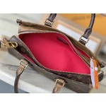 𝐋𝐎𝐔𝐈𝐒𝐕𝐔𝐈𝐓𝐓𝐎𝐍 Duty free version M46653