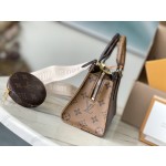 𝐋𝐎𝐔𝐈𝐒𝐕𝐔𝐈𝐓𝐓𝐎𝐍 Duty free version M46653