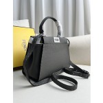 FENDI PEEKABOO Art. No.: 8BN266