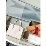 𝐋𝐎𝐔𝐈𝐒𝐕𝐔𝐈𝐓𝐓𝐎𝐍 Duty free version M46569