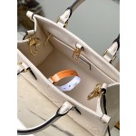 𝐋𝐎𝐔𝐈𝐒𝐕𝐔𝐈𝐓𝐓𝐎𝐍 Duty free version M46569