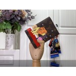 Christmas passport holder