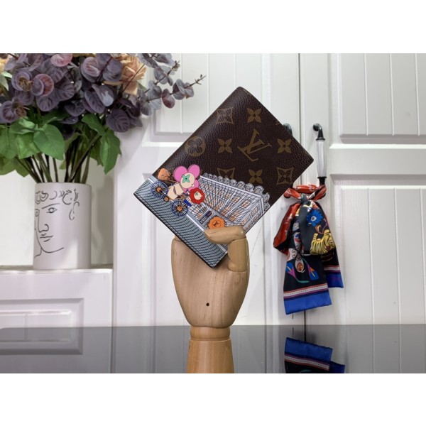 Christmas passport holder