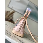 𝐋𝐎𝐔𝐈𝐒𝐕𝐔𝐈𝐓𝐓𝐎𝐍 M23502Alma BB handbag