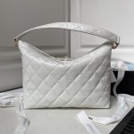 CHANEL 23b New Hippy Hobo AS4347
