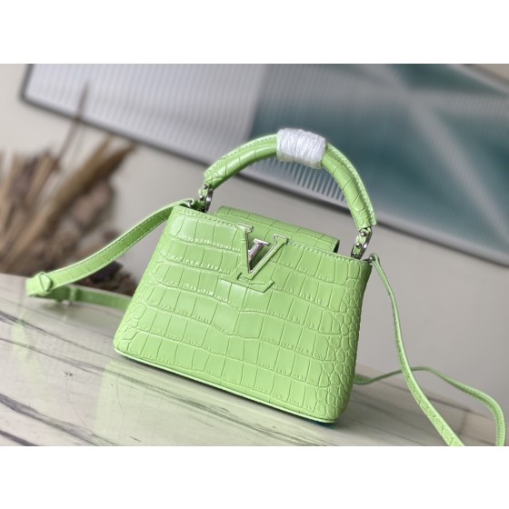 𝐋𝐎𝐔𝐈𝐒𝐕𝐔𝐈𝐓𝐓𝐎𝐍 M48865 green crocodile pattern silver buckle