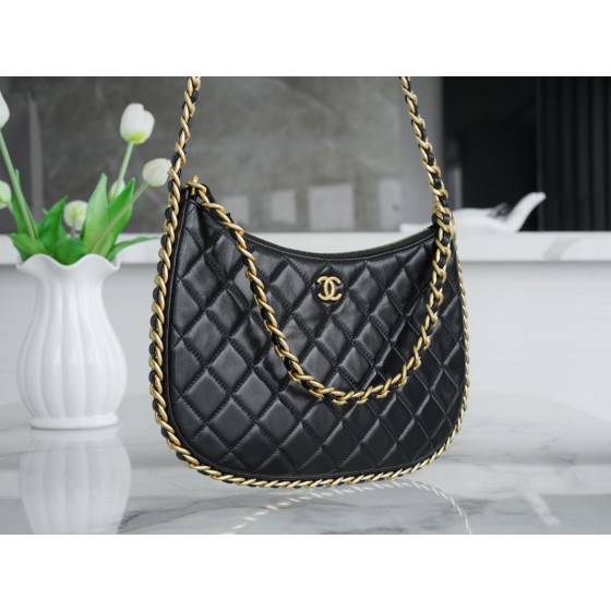 CHANEL 𝟮𝟯 B Handicraft Workshop 𝒉𝒐𝒃𝒐 Double Chain Underarm Bag Large Black