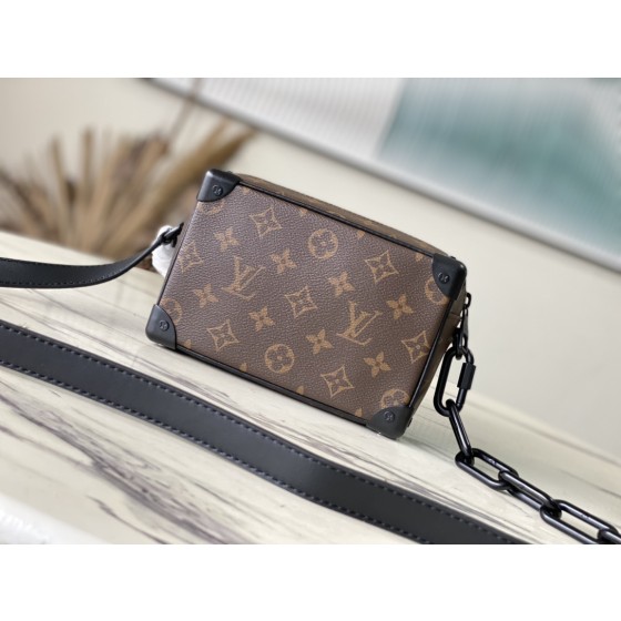 𝐋𝐎𝐔𝐈𝐒𝐕𝐔𝐈𝐓𝐓𝐎𝐍 M80159 embroidered Mini Soft Trunk handbag