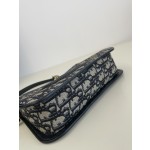 Dior 30Montaigne Hobo Series Chain Shoulder Strap