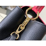 𝐋𝐎𝐔𝐈𝐒𝐕𝐔𝐈𝐓𝐓𝐎𝐍 N83103 Black and Red Ostrich Pattern Capuchines Handbag