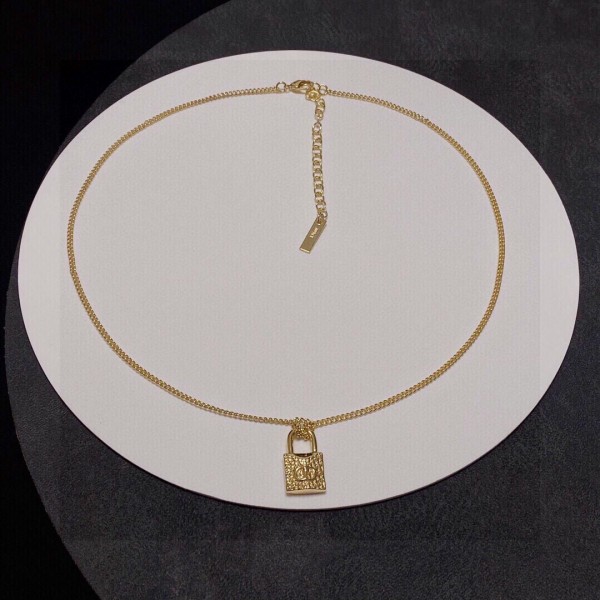 Dior necklace