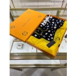 LOUIS VUITTON Pumpkin Print Long Scarf