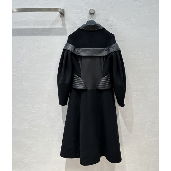 Dior cashmere coat (consult customer service to confirm size before placing an order)