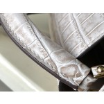 𝐋𝐎𝐔𝐈𝐒𝐕𝐔𝐈𝐓𝐓𝐎𝐍 Sahara Crocodile Pattern M48865