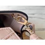 𝐋𝐎𝐔𝐈𝐒𝐕𝐔𝐈𝐓𝐓𝐎𝐍𝐍𝐍𝐈𝐒𝐕𝐔𝐈𝐈𝐓𝐓𝐎𝐍𝐍119865