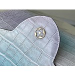 𝐋𝐎𝐔𝐈𝐒𝐕𝐔𝐈𝐓𝐓𝐎𝐍 Colorful Crocodile Pattern M48865