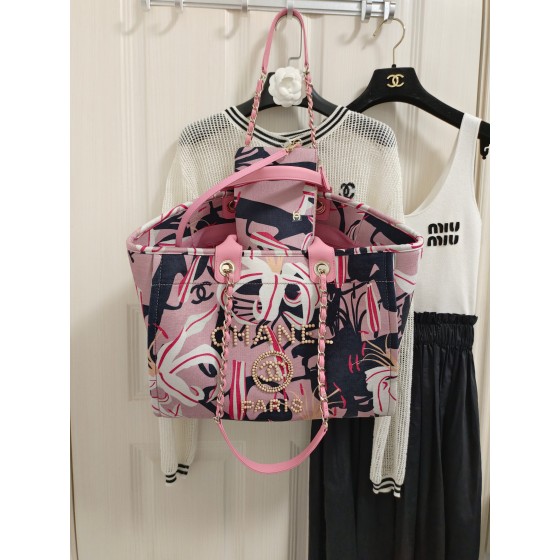 CHANEL print ➕ Wooden pearl logo beach bag model number AS3257