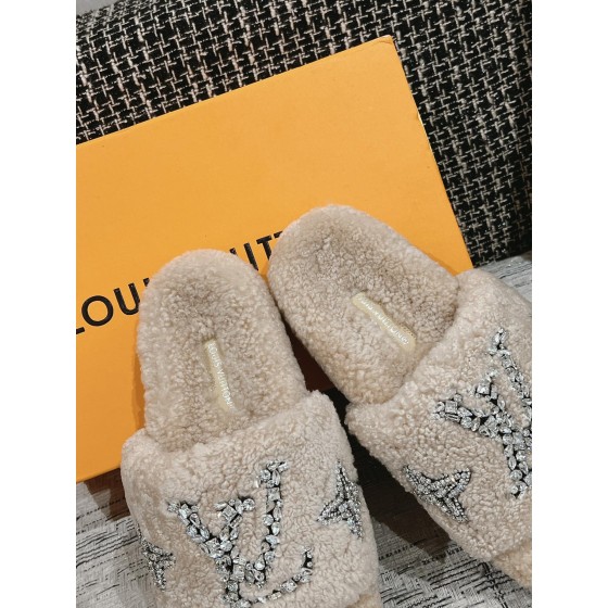 Louis Vuitton wool thick sole slippers