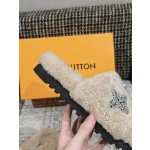 Louis Vuitton wool thick sole slippers