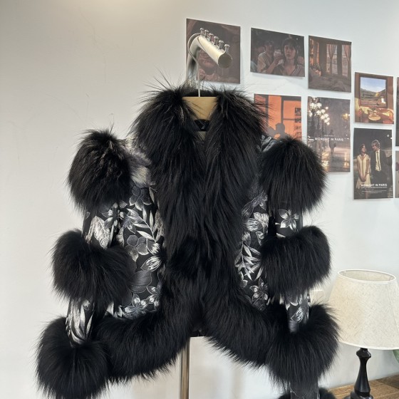 FENDI New Fur G64 (Consult customer service to confirm the size before placing an order for a customized version)