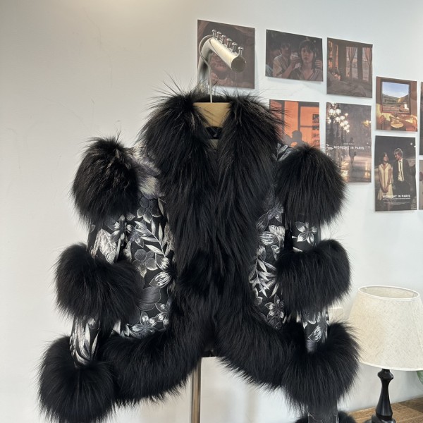 FENDI New Fur G64 (Consult customer service to confirm the size before placing an order for a customized version)