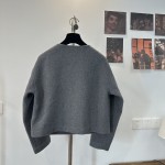 Celine cashmere jacket G40 (consult customer service to confirm size before placing an order)