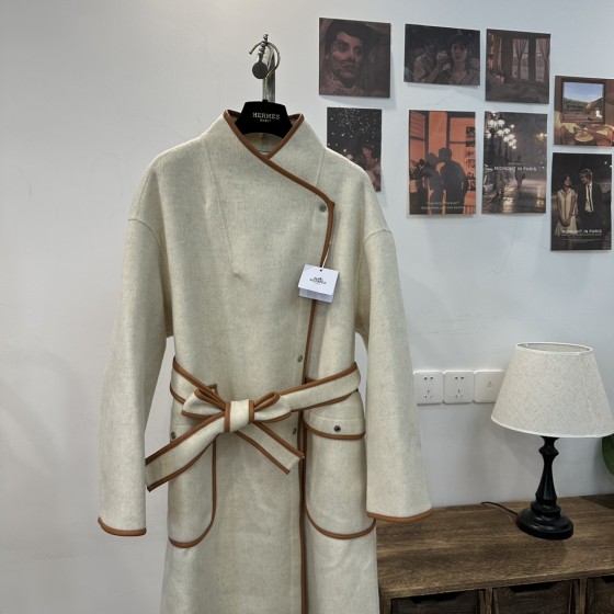 Hermse cashmere coat G11 (consult customer service to confirm size before placing an order)
