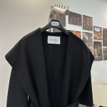 MaxMara cashmere coat (consult customer service to confirm the size before placing a custom order)