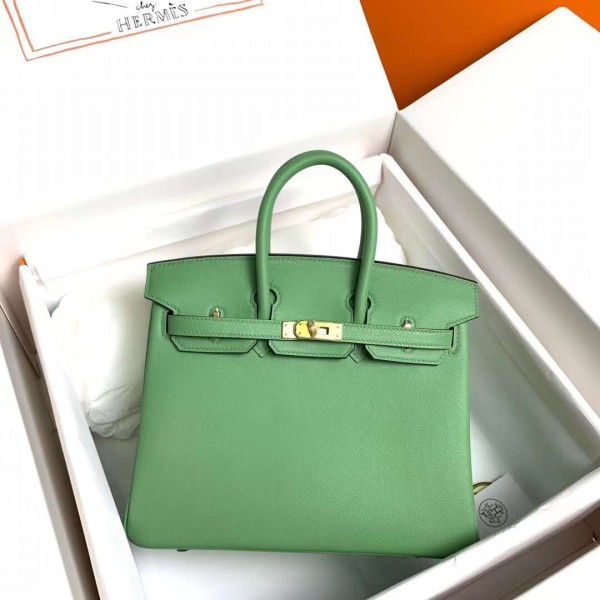 Birkin 25cm 3I Vert Criquet  Avocado green 🥑 Gold buckle with silver clasp  Original swift calfskin Beeswax thread handmade