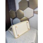 Birkin25 cream white spell chick yellow swift leather warm and soft color blocking system In stock: gold buckle silver buckle