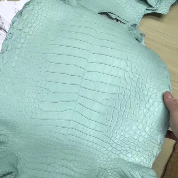 Hermes bag making process：American mint green big leather to new leather Bk 25 30 can do
