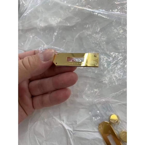 Hermes bag making process：We are a bag workshop, so we have been sending production drawings