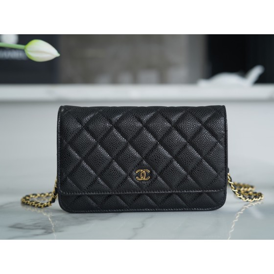 Chanel 𝑾𝒐𝒄 Lucky Bag Entry Classic 𝑾𝒐𝒄𝒄 (Magnetic Buckle) Black Bull Gold