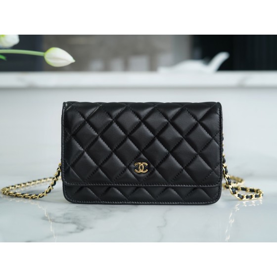 CHANEL 𝑾𝒐𝒄 Fat Choi Bag Entry Classic 𝑾𝒐𝒄𝒄 (Magnetic Closure) Black Sheep Gold🐑