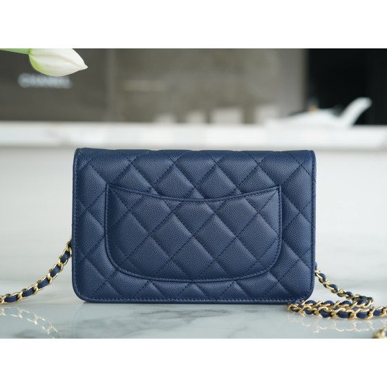 CHANEL𝑾𝒐𝒄 Lucky Bag Entry Classic 𝑾𝒐𝒄 (Magnetic Buckle) Dark Blue Calfskin