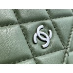 CHANEL 𝑾𝒐𝒄 Hairy Bag Entry Classic 𝑾𝒐𝒄𝒄𝑾𝒐𝒄 (Magnetic Closure) (Lambskin) Matcha Green