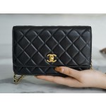 CHANEL 𝑾𝒐𝒄 hair bag metal ball 𝒘𝒐𝒄 black